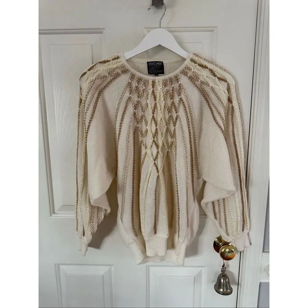Vintage Newcomer White w/ Nude Satin Braid Crewneck Sweater sz M EUC
